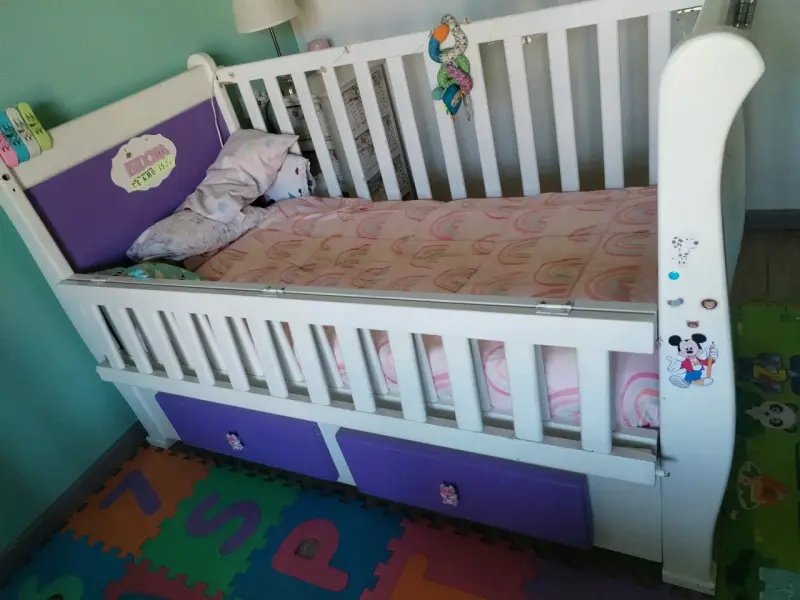 Cuna blanca para bebé - 2