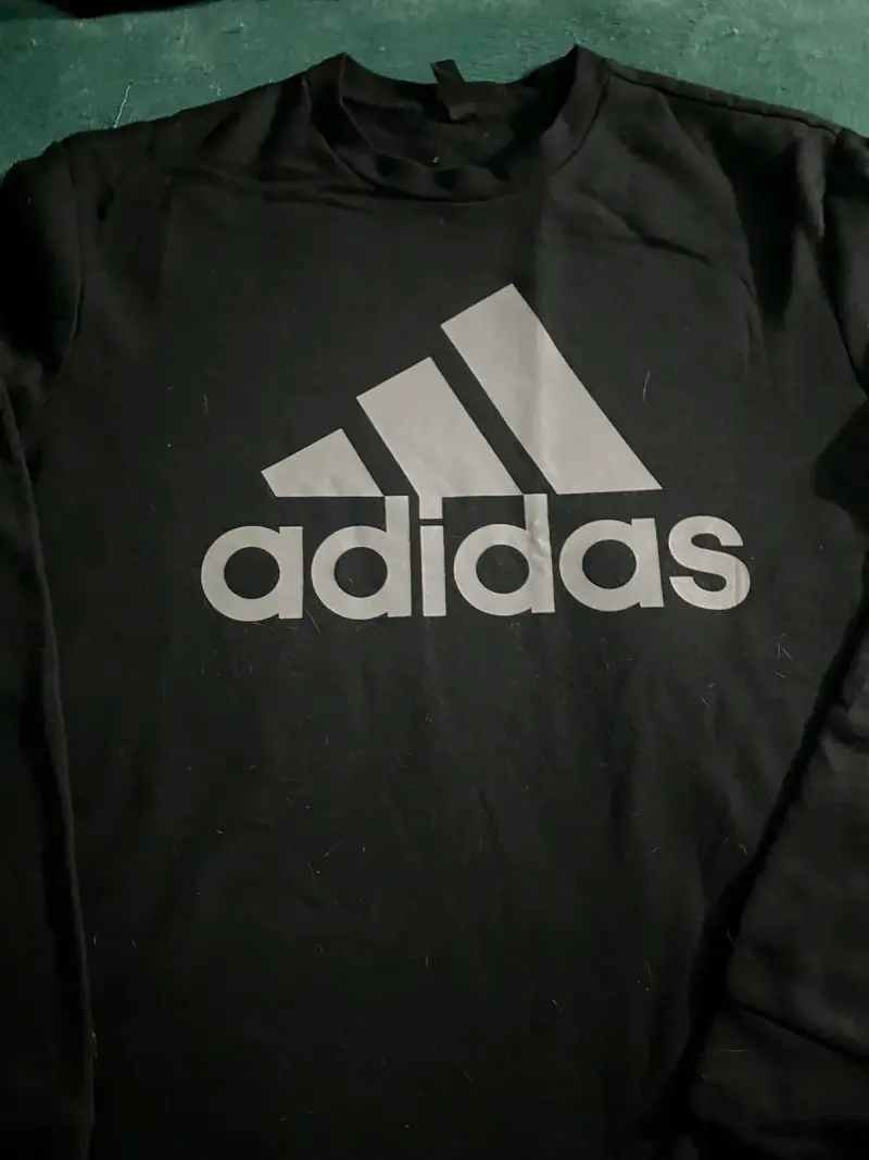 Polerón negro Adidas - 2