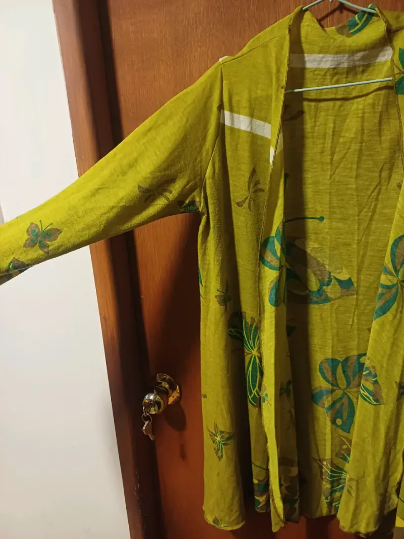 Tapado verde con estampado floral talla L - 2