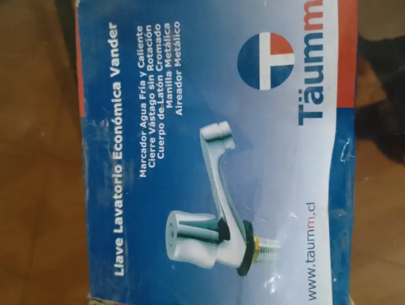 Llave grifo cromada Taumm - 2