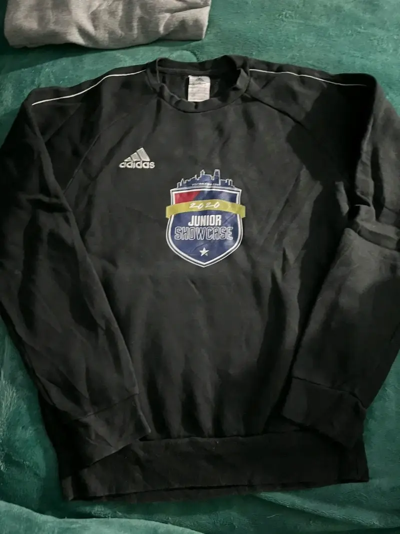 Polerón Adidas Junior Showcase 2020 - 1