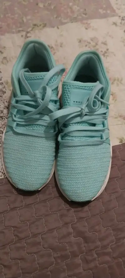 Zapatillas deportivas celestes Adidas - miniatura 4