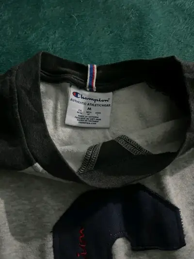 Polerón Champion gris y negro - miniatura 4