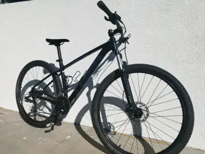 Bicicleta montaña Trek marlin 5 - miniatura 2