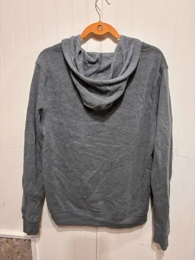 Sweater gris para hombre - miniatura 2