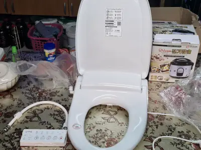 Asiento de inodoro con bidet eléctrico - miniatura 3