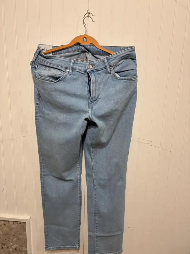 Jeans azul claro de mezclilla - 2