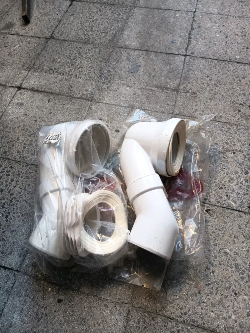 Set de codos PVC para tuberías