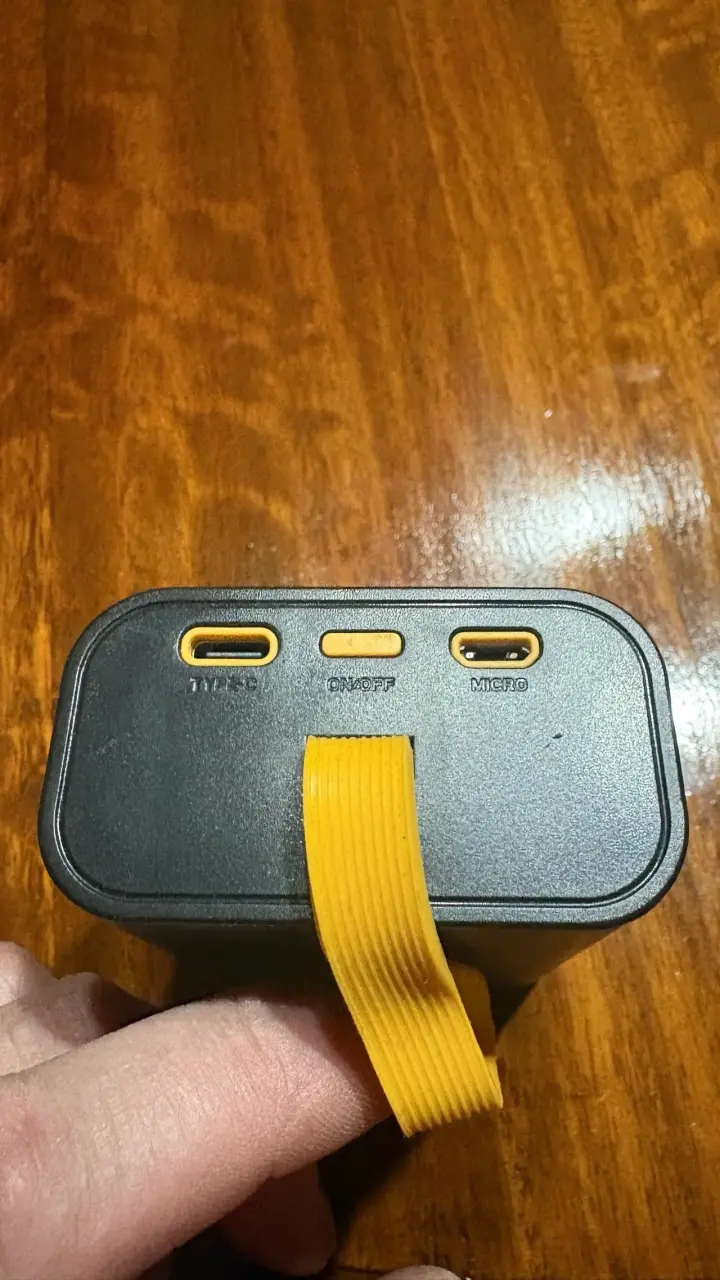 Power Bank 5000 mah luz LED - 3