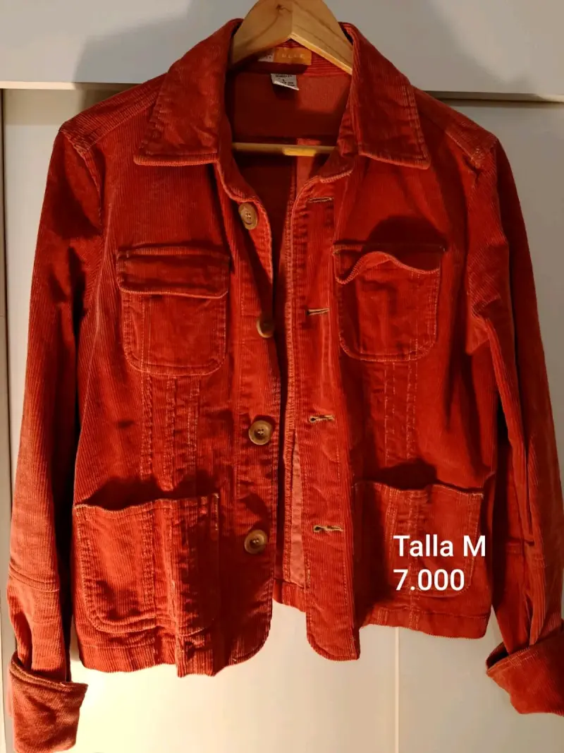Chaqueta roja talla M