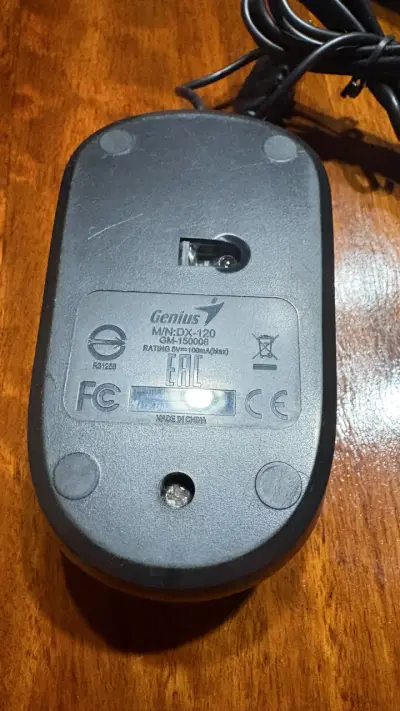 Mouse USB negro de repuesto - miniatura 2