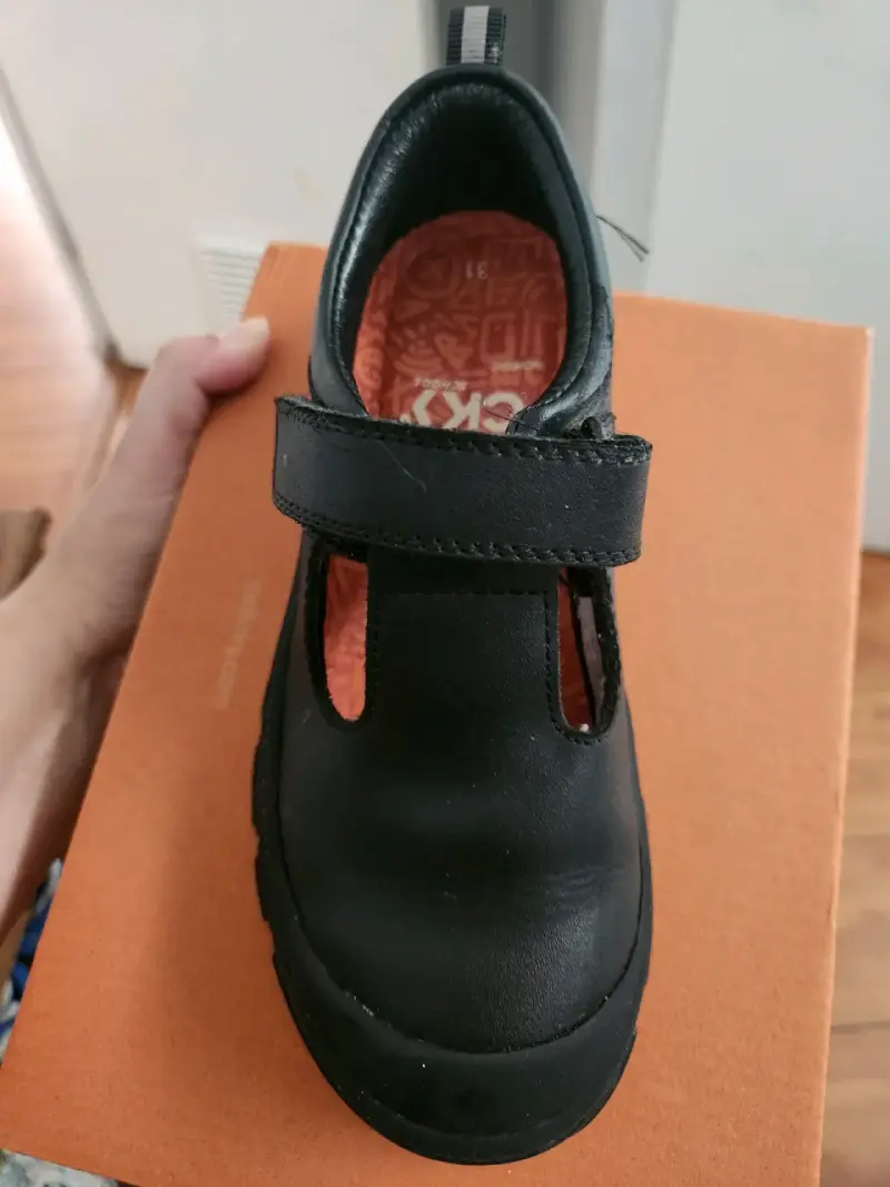 Zapatos escolares negros Colloky - 2