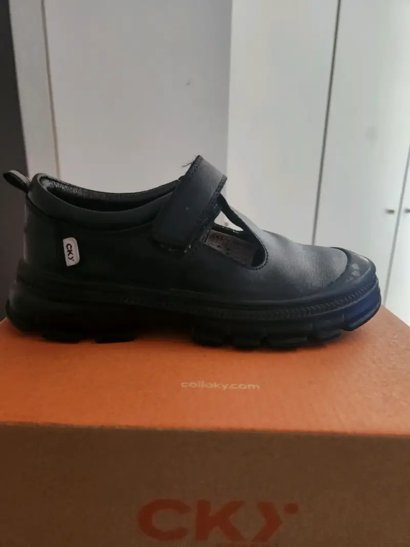 Zapatos escolares negros Colloky - 3