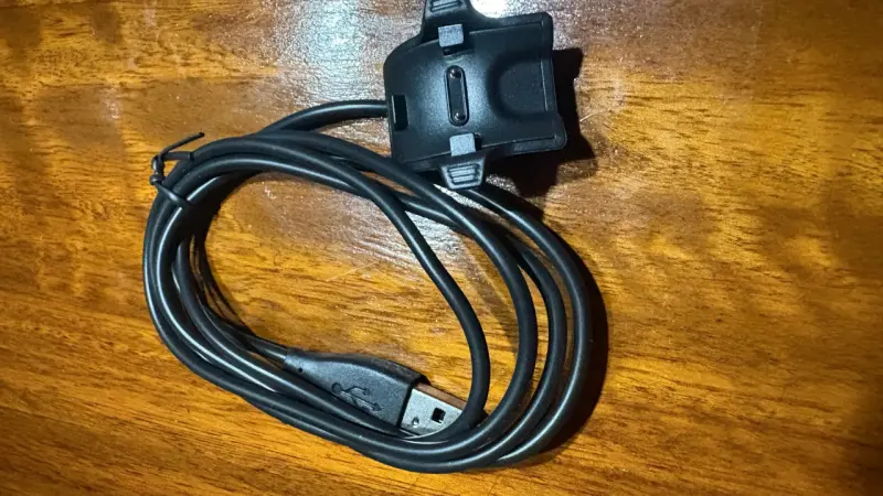 Cable USB con soporte smart Watch - 2