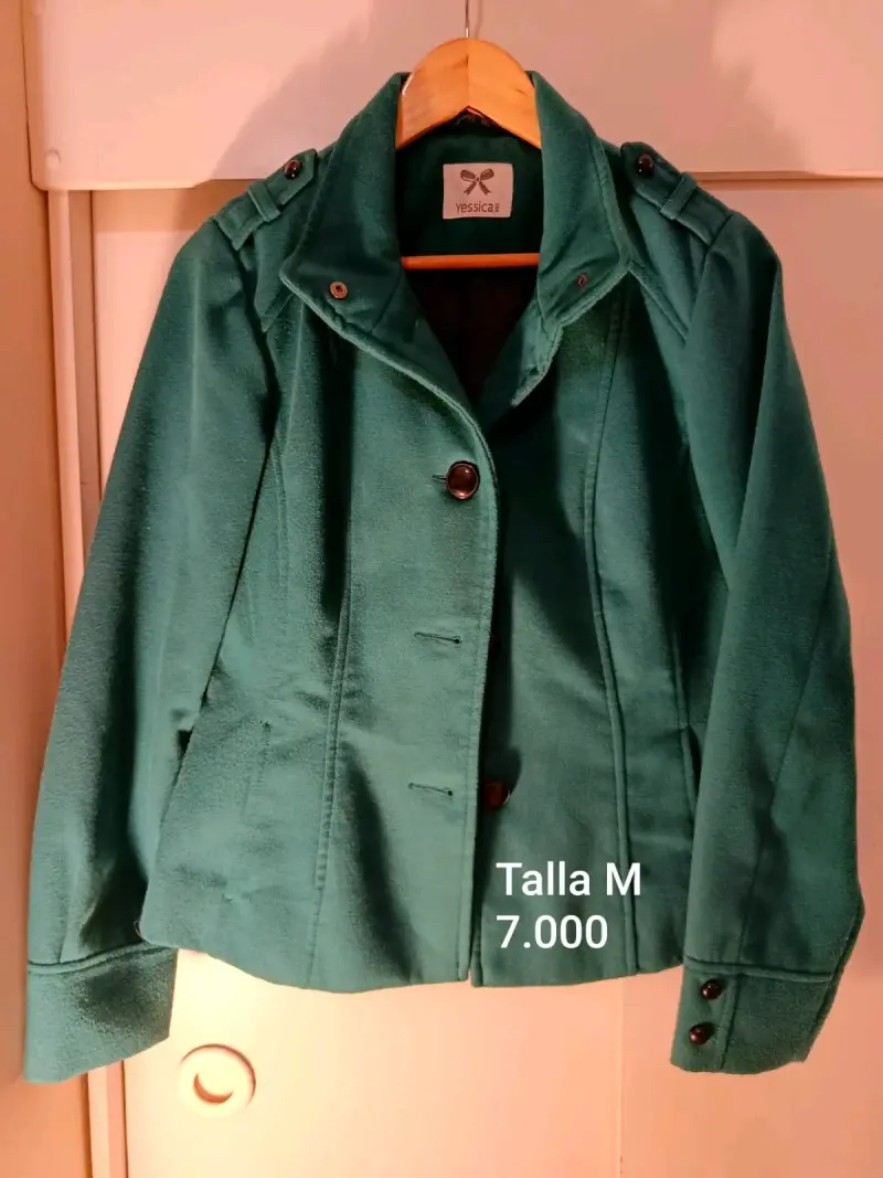 Abrigo verde Yessica mujer