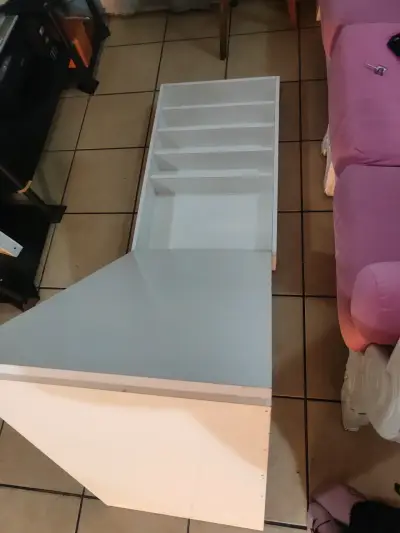 Mesa manicurista plegable blanca - miniatura 2