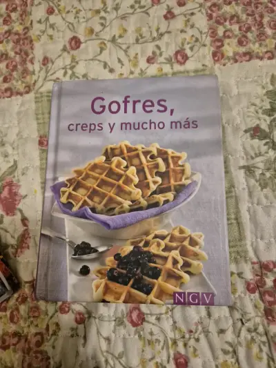 Libro Gofres, creps y más - miniatura 1
