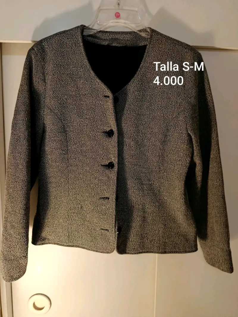 Blazer gris mujer con botones