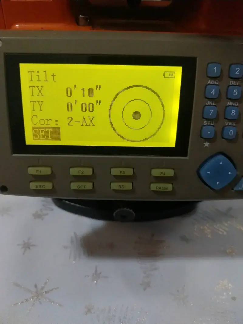 Equipo de topografía con trípode - 2