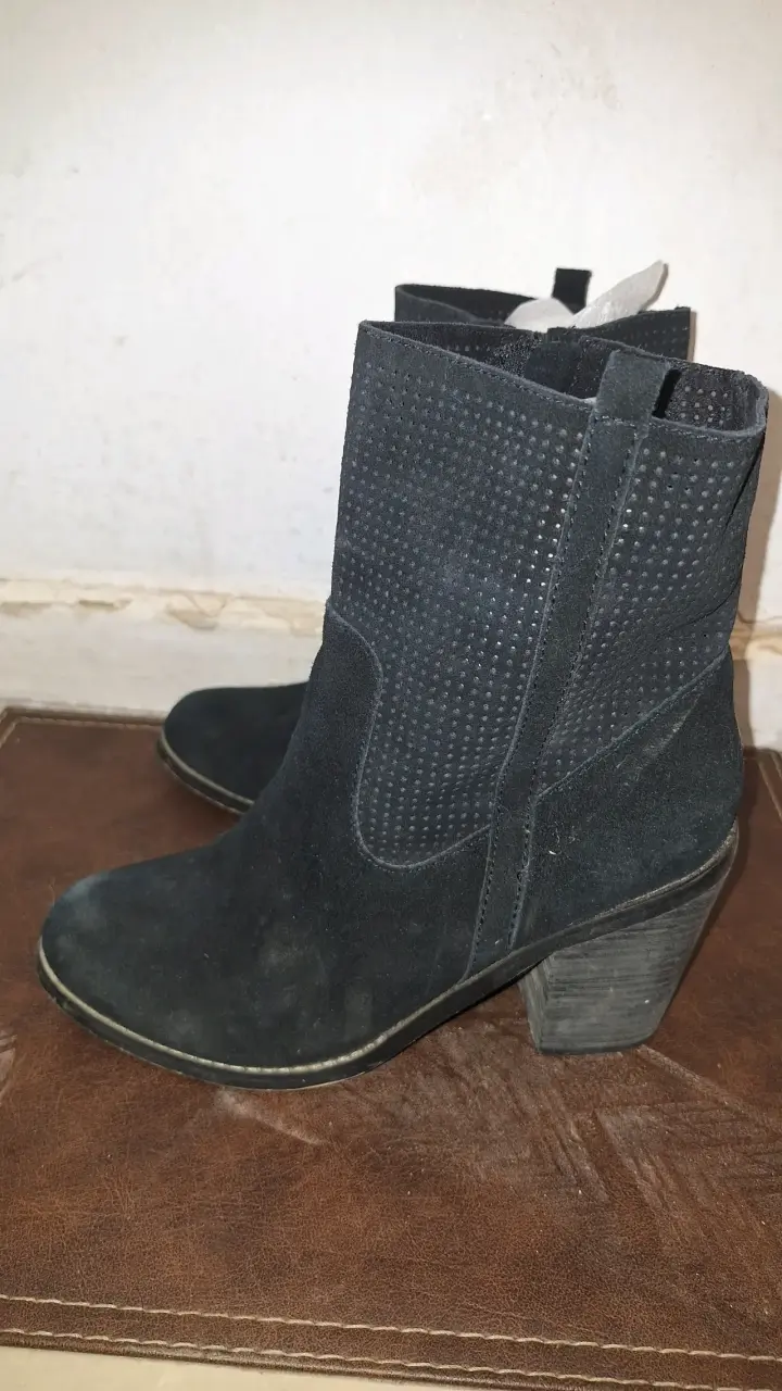 Botines de cuero negros - 1