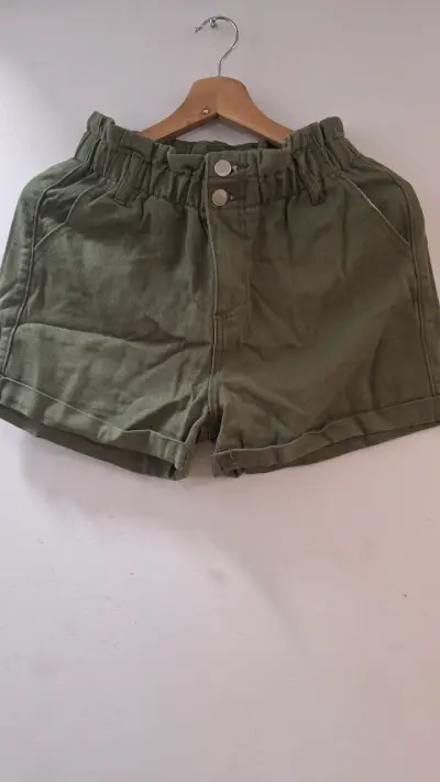 Short negro de tela ligera - miniatura 2