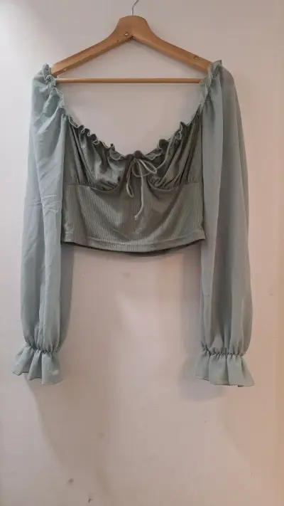 Polera azul con encaje - miniatura 2