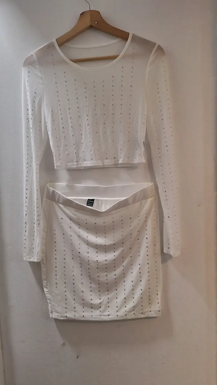 Conjunto blanco con pedrería - 1
