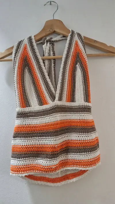Blusa negra de encaje - miniatura 2