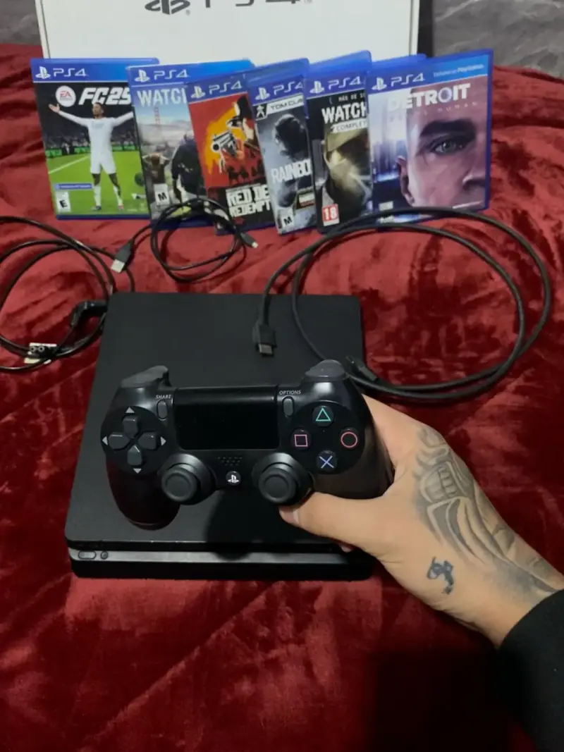 Consola PS4 slim 1tb con 7 juegos incluidos - 3