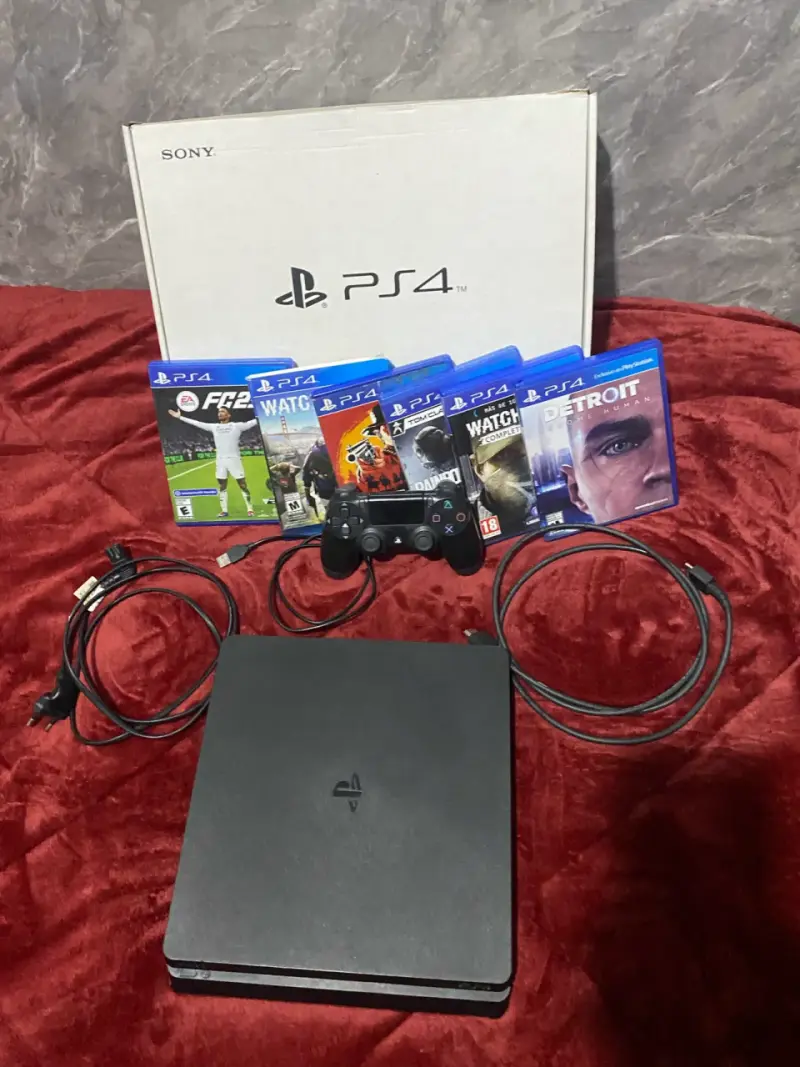 Consola PS4 slim 1tb con 7 juegos incluidos - 5