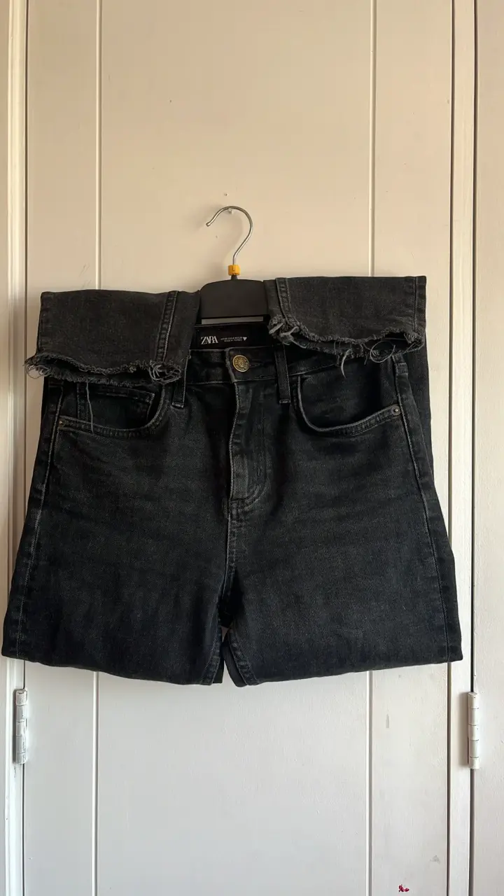 jeans zara negros