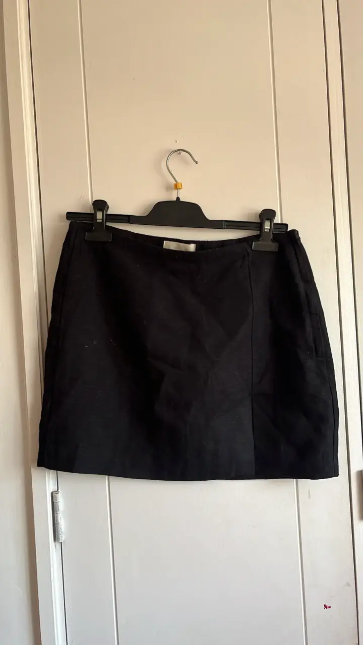 Falda negra básica H&M - 1