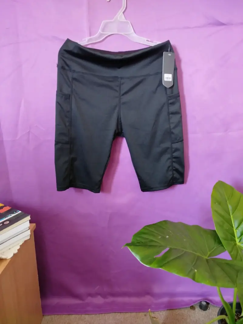 Shorts deportivos negros nuevos