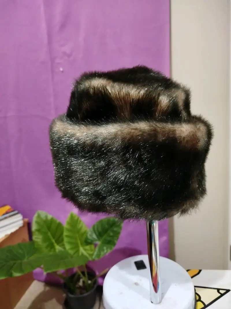 Sombrero de piel sintética marrón - 2