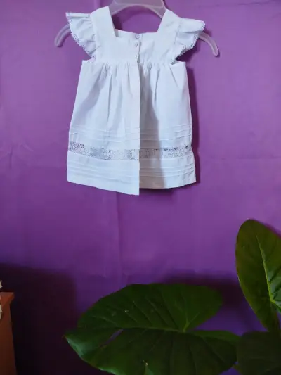 Vestido blanco infantil - miniatura 1