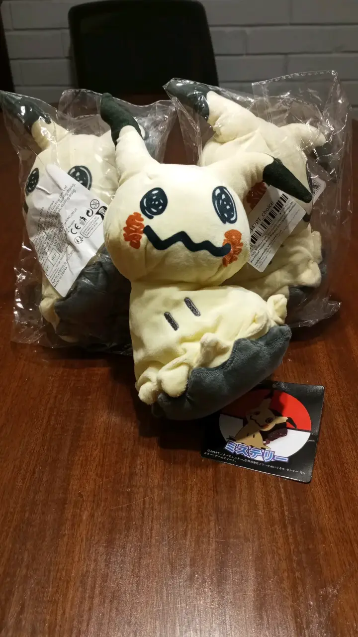 Peluche Mimikyu nuevo