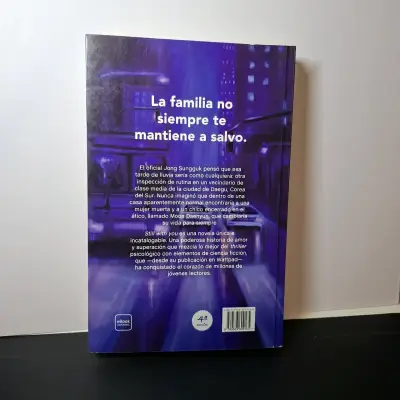Libro 'Still With You' de Lily del Pilar usado - miniatura 2
