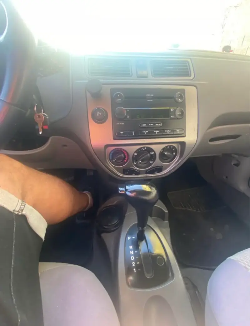 Ford Focus 2005 - 6