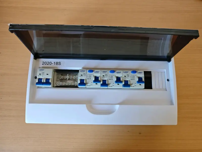 Tablero eléctrico domiciliario - 1