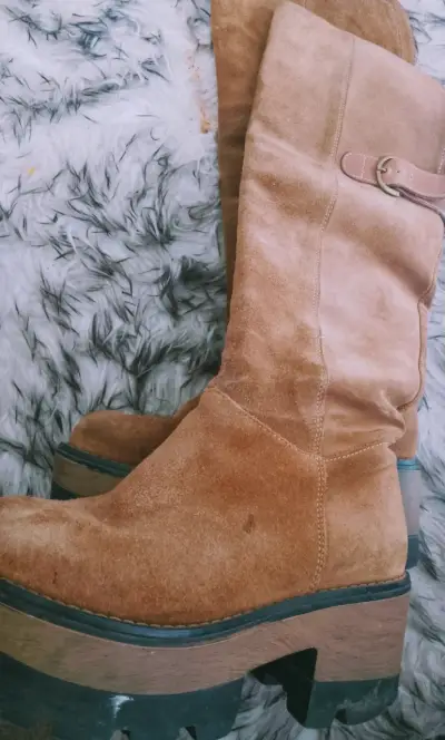 Botas de gamuza marrón - miniatura 1