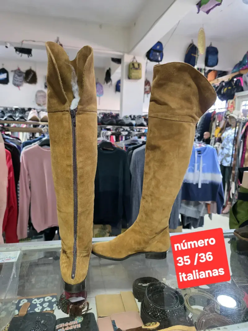 Botas altas de terciopelo burdeos - 2