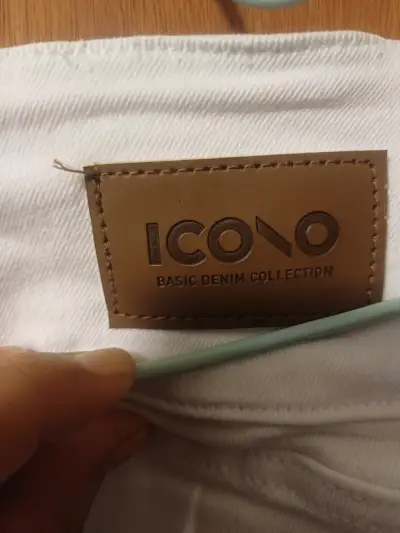 Pantalones jean blanco  pitillo talla 46 - miniatura 4
