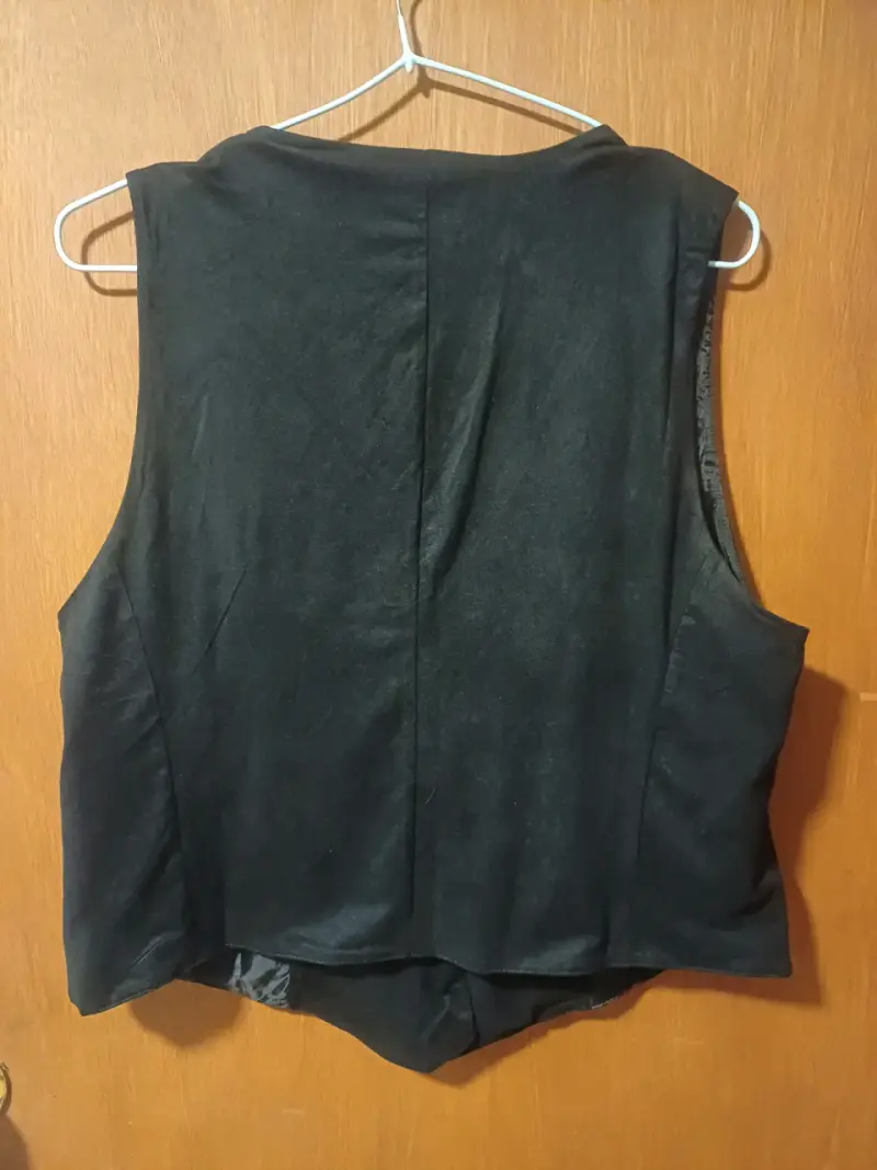 Chaleco negro de vestir tipo gillet - 4