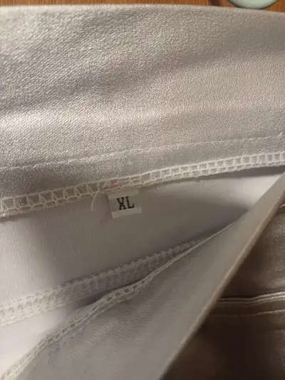 Pantalones plateados metalizados - miniatura 3