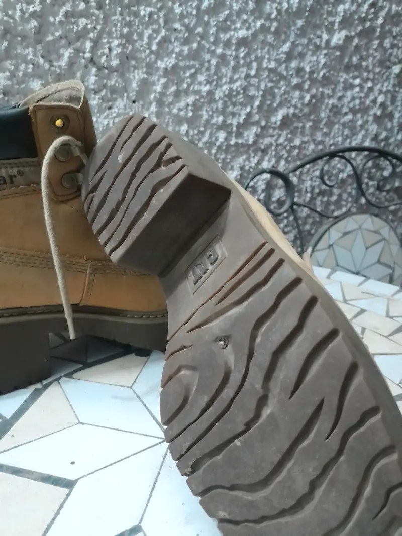 Botas Caterpillar beige de cuero - 2