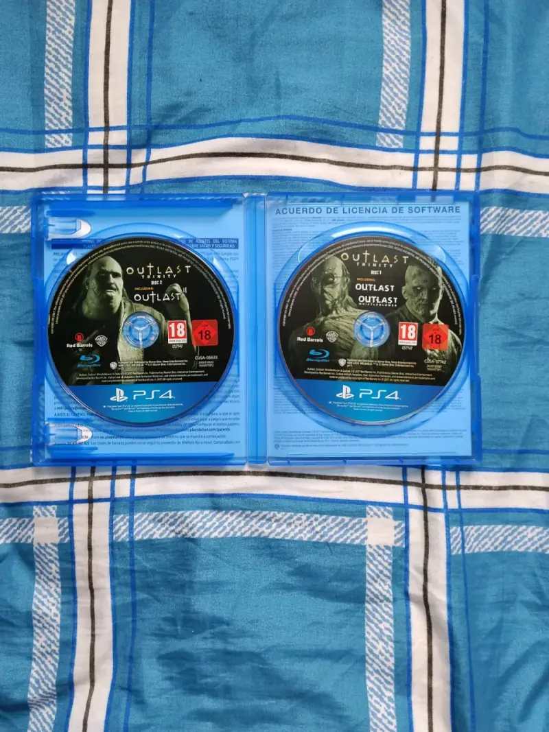 Juego PS4 Outlast Trinity - 2