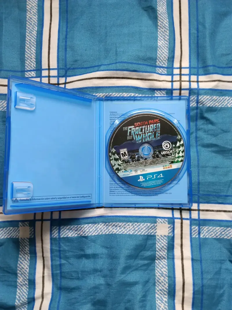 Juego PS4 South Park Retaguardia en Peligro - 2