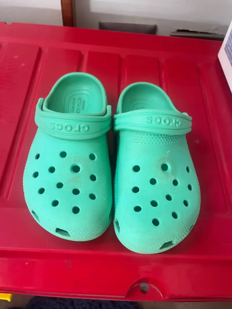 Zuecos Crocs color verde agua 29-30 18,5cm - 1