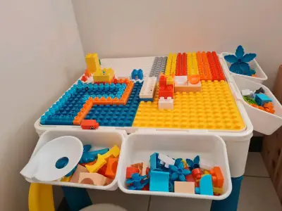Mesa de juego infantil de lego - miniatura 3
