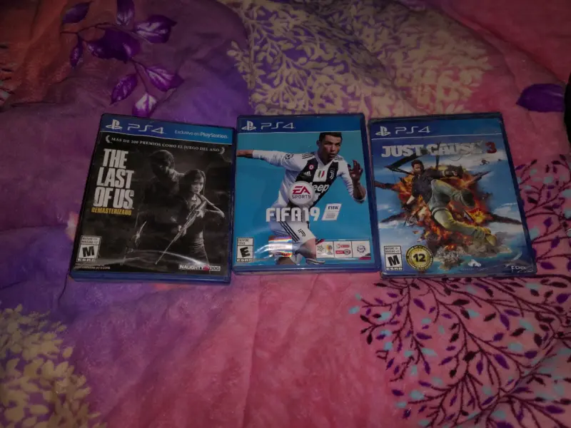 Juegos PS4 The Last of Us, FIFA 19, Just Cause 3 - 1